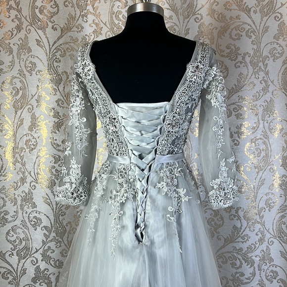 NEW Women's Formal Embroidery Lace up Long Evening Gown prom dress - Picture 7 of 8